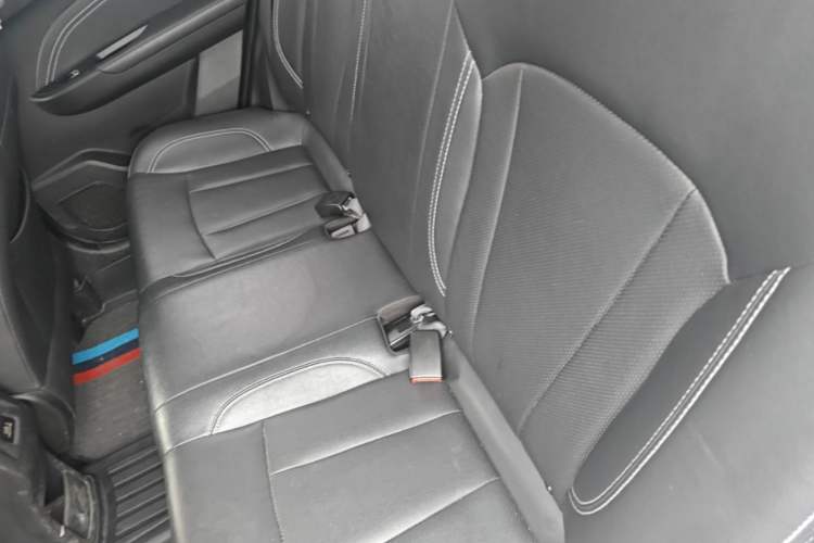 Used Geely Auto Vision X3 2019 Upgraded Model 1.5L CVT Elite Version Left Rear Seat