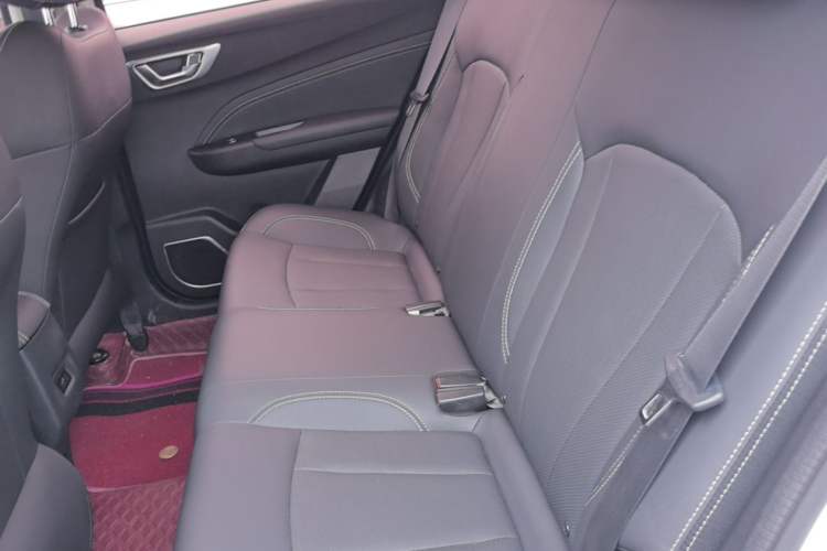 Used Geely Auto Vision X3 2019 Upgraded Model 1.5L CVT Elite Version Left Rear Seat