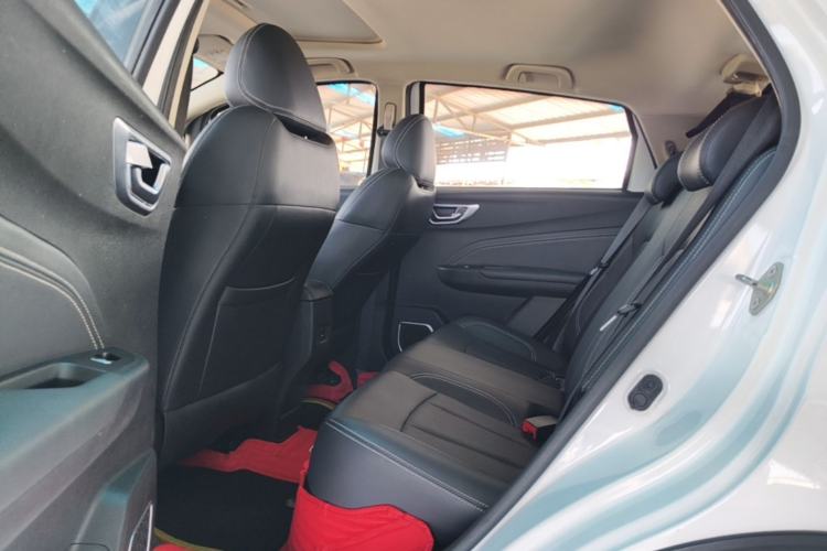 Used Geely Auto Vision X3 2019 Upgraded Model 1.5L Manual Luxury Version Left Rear Seat