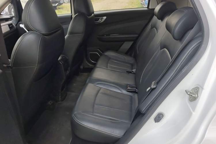 Used Geely Auto Vision X3 2019 Upgraded Model 1.5L Manual Luxury Version Left Rear Seat