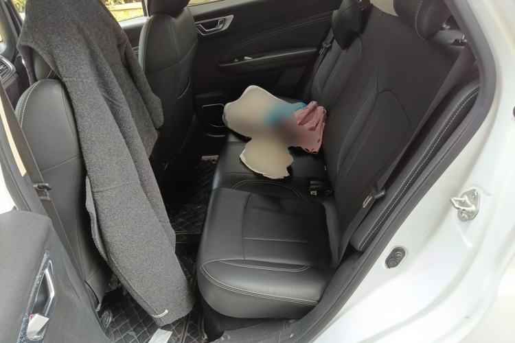 Used Geely Auto Vision X3 2019 Upgraded Model 1.5L CVT Elite Version Left Rear Seat