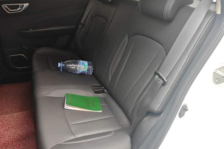 Used Geely Auto Vision X3 2019 Upgraded Model 1.5L CVT Elite Version Left Rear Seat