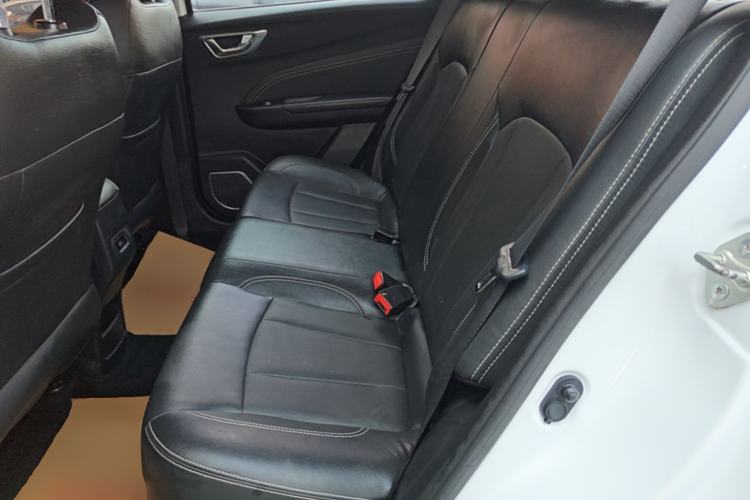 Used Geely Auto Vision X3 2019 Upgraded Model 1.5L CVT Elite Version Left Rear Seat