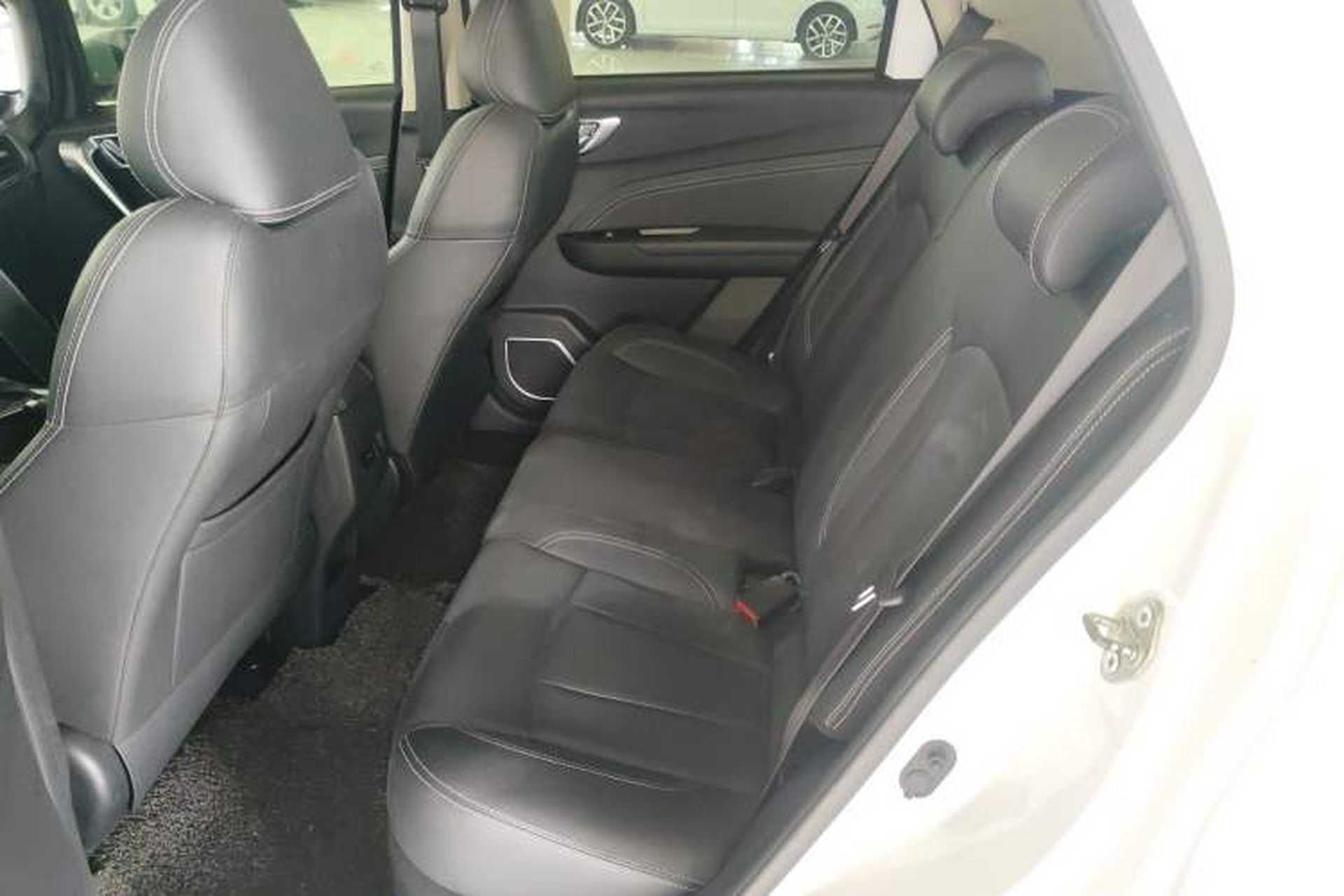 Used Geely Auto Vision X3 2019 Upgraded Model 1.5L CVT Prestige Version Left Rear Seat