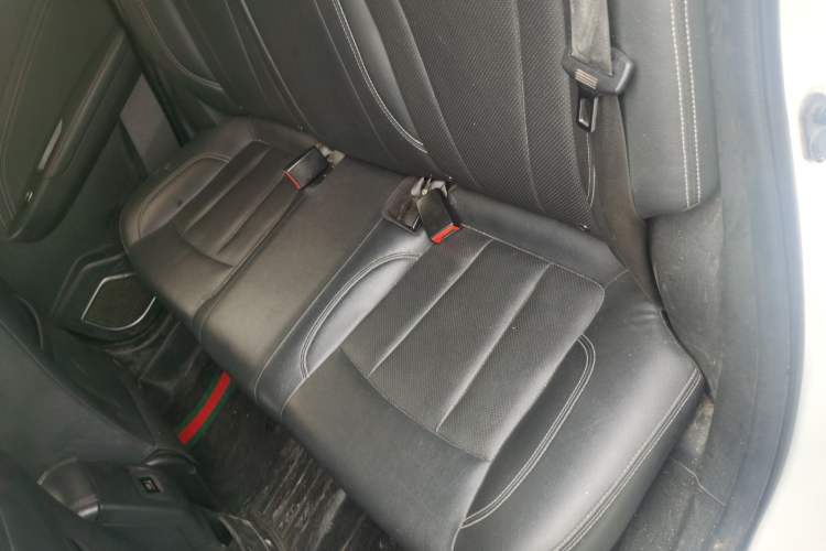 Used Geely Auto Vision X3 2019 Upgraded Model 1.5L CVT Prestige Version Left Rear Seat