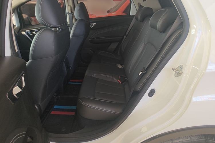 Used Geely Auto Vision X3 2019 Upgraded Model 1.5L Manual Luxury Version Left Rear Seat