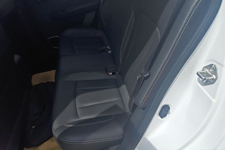Used Geely Auto Vision X3 2019 Upgraded Model 1.5L CVT Prestige Version Left Rear Seat