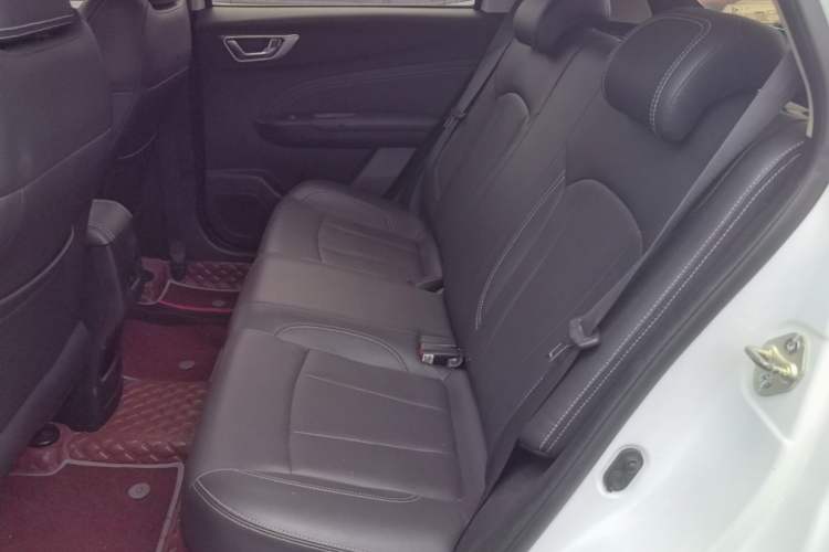 Used Geely Auto Vision X3 2019 Upgraded Model 1.5L Manual Elite Version Left Rear Seat