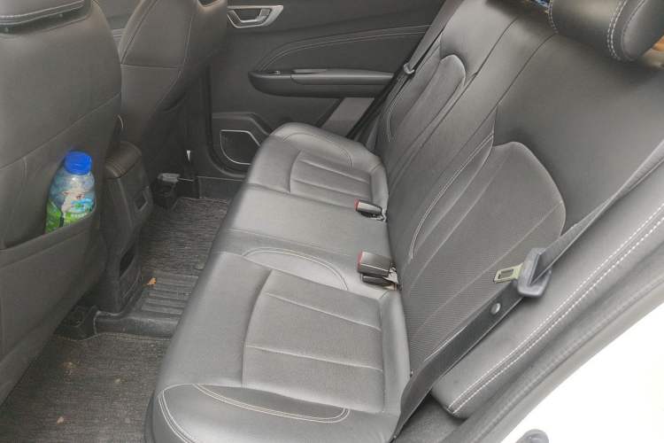 Used Geely Auto Vision X3 2019 Upgraded Model 1.5L CVT Elite Version Left Rear Seat