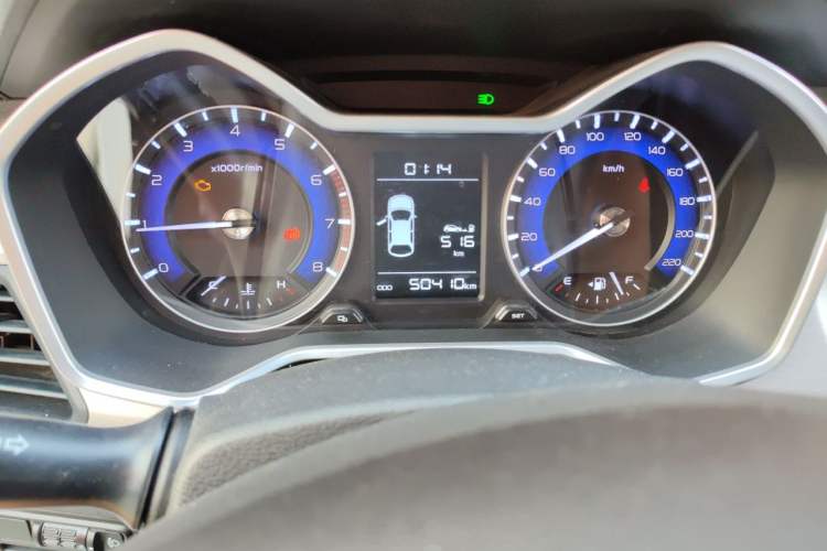 Used Geely Auto Vision X3 2019 Upgraded Model 1.5L Manual Elite Version Odometer Close Up