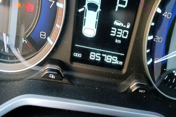 Used Geely Auto Vision X3 2019 Upgraded Model 1.5L CVT Prestige Version Odometer Close Up