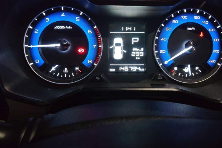 Used Geely Auto Vision X3 2019 Upgraded Model 1.5L CVT Elite Version Odometer Close Up