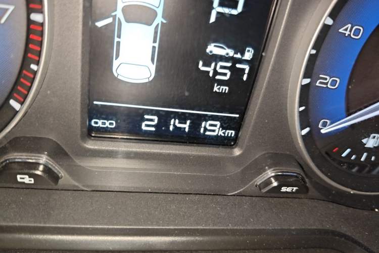 Used Geely Auto Vision X3 2019 Upgraded Model 1.5L CVT Elite Version Odometer Close Up