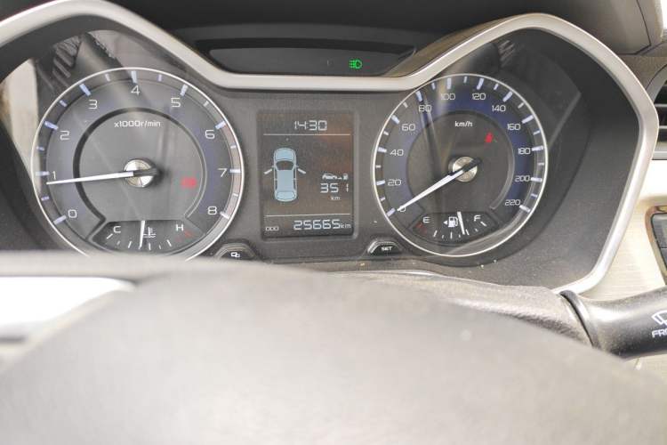 Used Geely Auto Vision X3 2019 Upgraded Model 1.5L Manual Elite Version Odometer Close Up