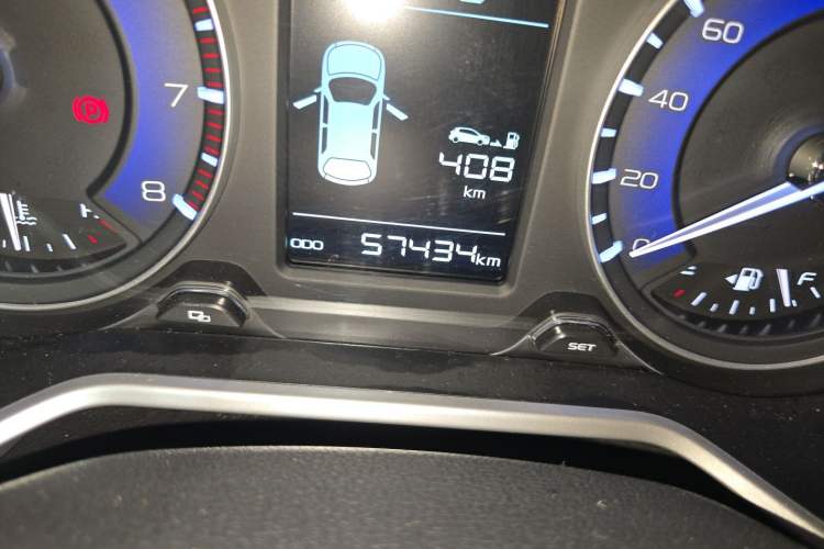Used Geely Auto Vision X3 2019 Upgraded Model 1.5L Manual Luxury Version Odometer Close Up