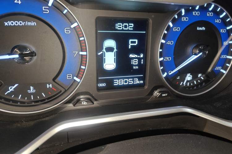Used Geely Auto Vision X3 2019 Upgraded Model 1.5L CVT Elite Version Odometer Close Up
