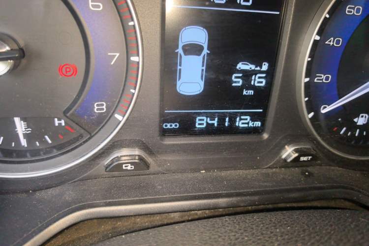 Used Geely Auto Vision X3 2019 Upgraded Model 1.5L Manual Elite Version Odometer Close Up