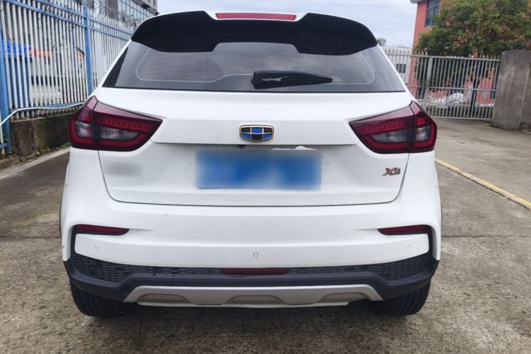 Used Geely Auto Vision X3 2019 Upgraded Model 1.5L CVT Elite Version Rear