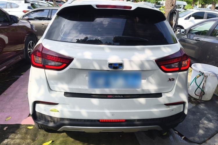 Used Geely Auto Vision X3 2019 Upgraded Model 1.5L CVT Elite Version Rear