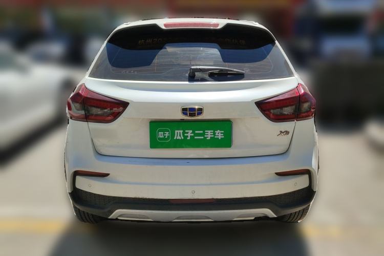 Used Geely Auto Vision X3 2019 Upgraded Model 1.5L CVT Elite Version Rear