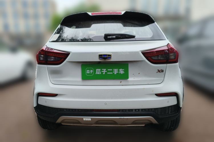 Used Geely Auto Vision X3 2019 Upgraded Model 1.5L CVT Prestige Version Rear
