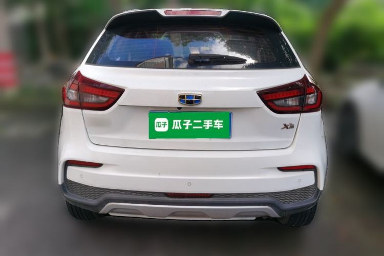 Used Geely Auto Vision X3 2019 Upgraded Model 1.5L CVT Prestige Version Rear
