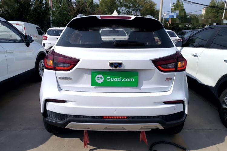 Used Geely Auto Vision X3 2019 Upgraded Model 1.5L Manual Luxury Version Rear