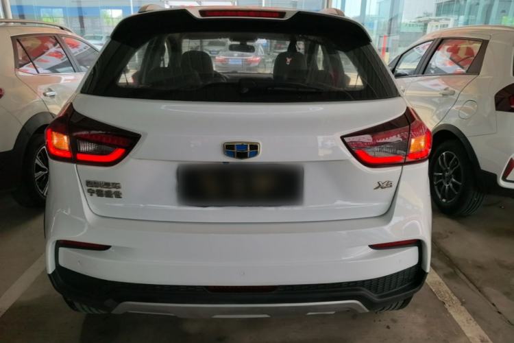 Used Geely Auto Vision X3 2019 Upgraded Model 1.5L CVT Prestige Version Rear