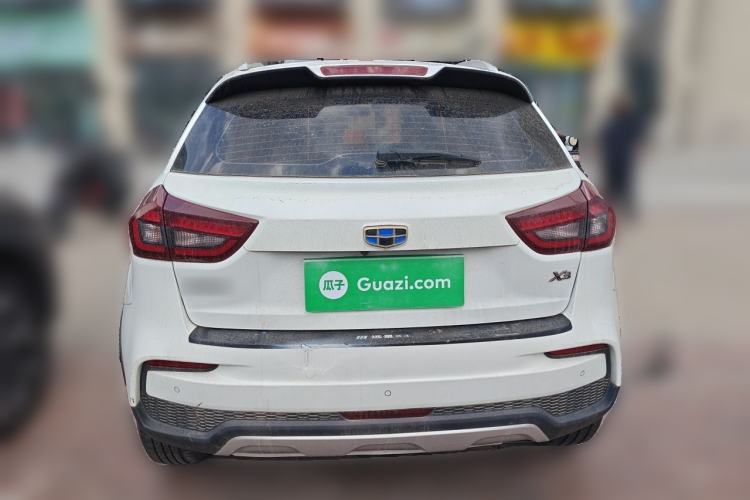 Used Geely Auto Vision X3 2019 Upgraded Model 1.5L Manual Elite Version Rear
