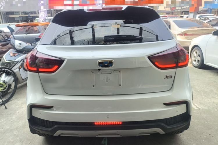 Used Geely Auto Vision X3 2019 Upgraded Model 1.5L CVT Prestige Version Rear