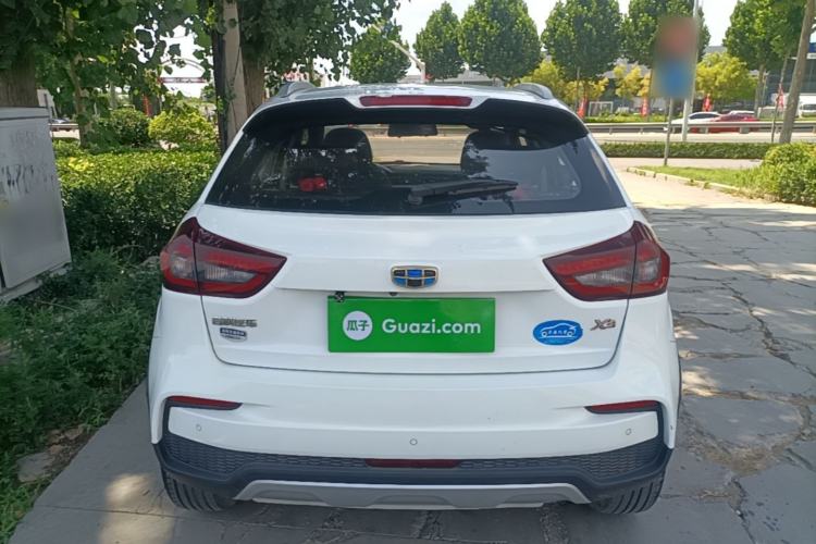 Used Geely Auto Vision X3 2019 Upgraded Model 1.5L Manual Elite Version Rear