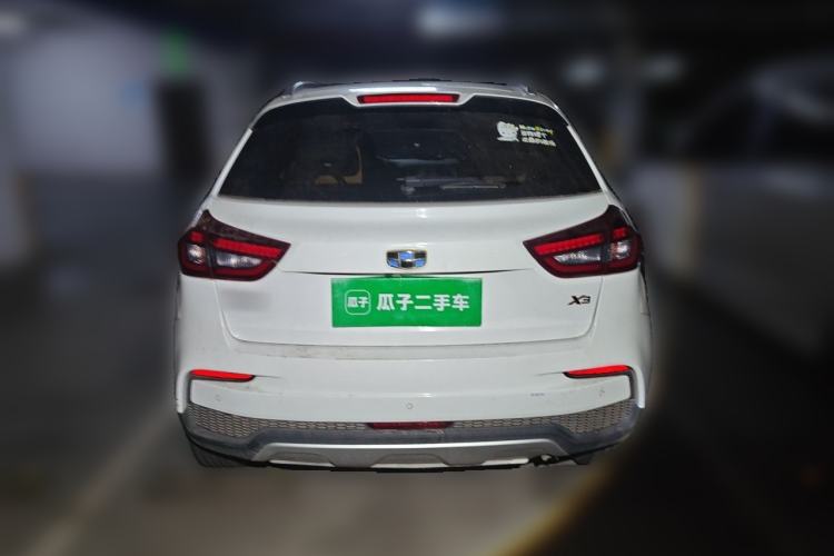 Used Geely Auto Vision X3 2019 Upgraded Model 1.5L Manual Elite Version Rear