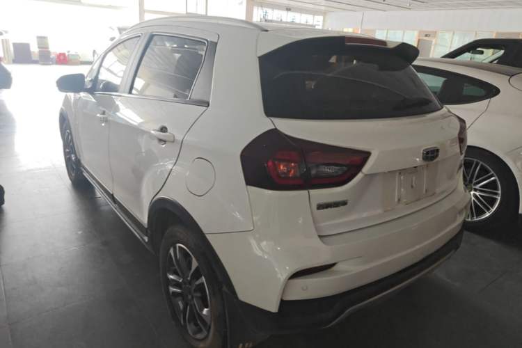 Used Geely Auto Vision X3 2019 Upgraded Model 1.5L CVT Prestige Version Rear Left 45 Deg