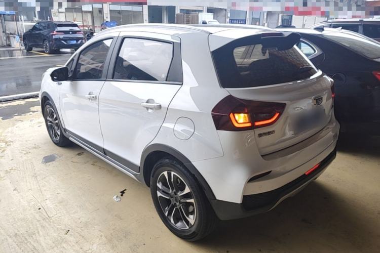 Used Geely Auto Vision X3 2019 Upgraded Model 1.5L CVT Elite Version Rear Left 45 Deg