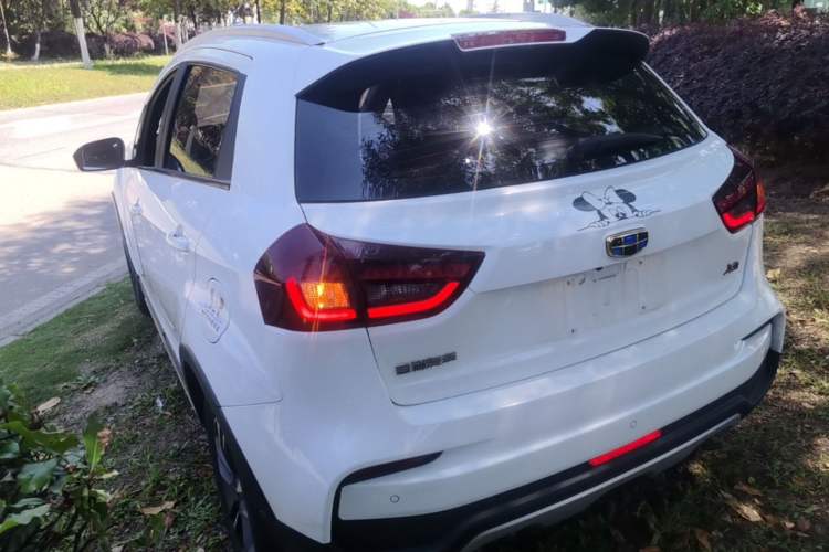 Used Geely Auto Vision X3 2019 Upgraded Model 1.5L CVT Prestige Version Rear Left 45 Deg