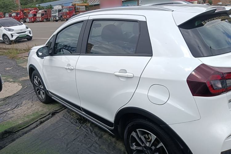 Used Geely Auto Vision X3 2019 Upgraded Model 1.5L CVT Prestige Version Rear Left 45 Deg