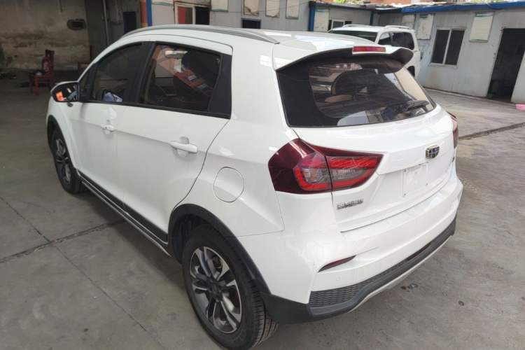 Used Geely Auto Vision X3 2019 Upgraded Model 1.5L CVT Elite Version Rear Left 45 Deg