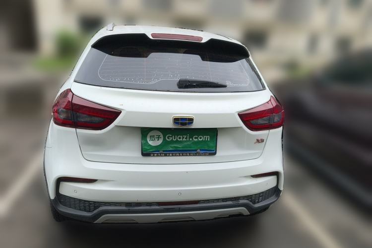 Used Geely Auto Vision X3 2019 Upgraded Model 1.5L Manual Elite Version Rear