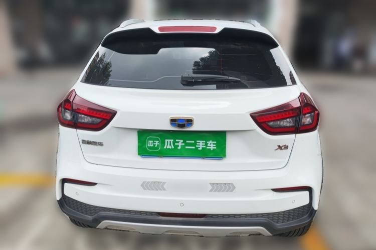 Used Geely Auto Vision X3 2019 Upgraded Model 1.5L CVT Elite Version Rear