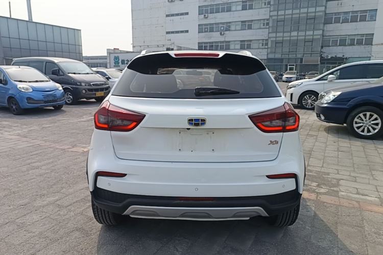 Used Geely Auto Vision X3 2019 Upgraded Model 1.5L Manual Luxury Version Rear