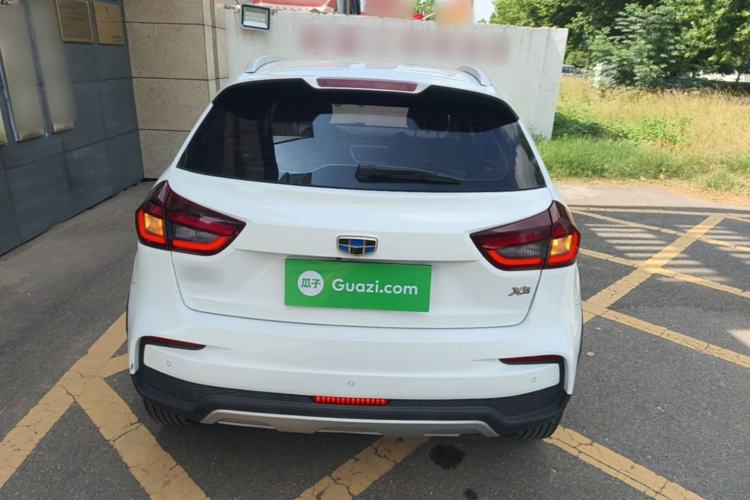 Used Geely Auto Vision X3 2019 Upgraded Model 1.5L CVT Elite Version Rear