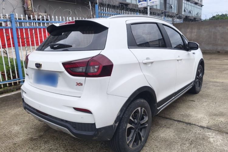 Used Geely Auto Vision X3 2019 Upgraded Model 1.5L CVT Elite Version Rear Right 45 Deg