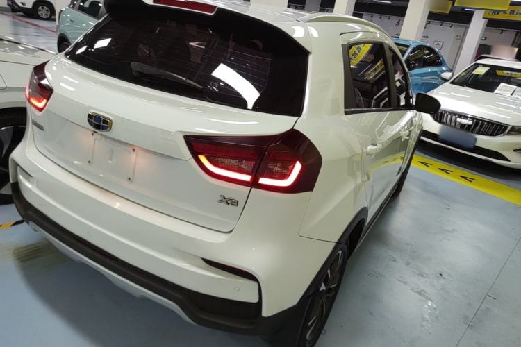 Used Geely Auto Vision X3 2019 Upgraded Model 1.5L CVT Elite Version Rear Right 45 Deg