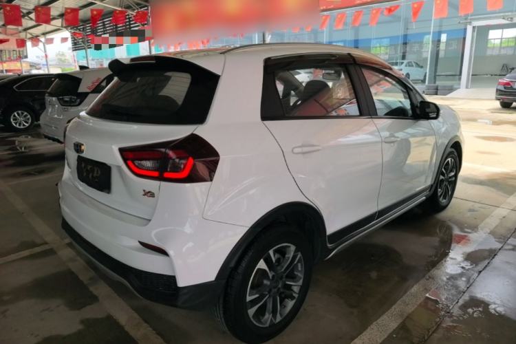 Used Geely Auto Vision X3 2019 Upgraded Model 1.5L CVT Prestige Version Rear Right 45 Deg