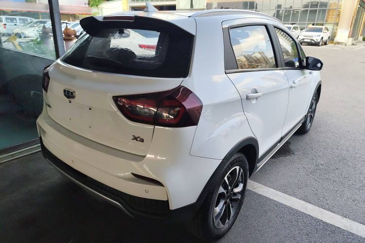 Used Geely Auto Vision X3 2019 Upgraded Model 1.5L Manual Elite Version Rear Right 45 Deg