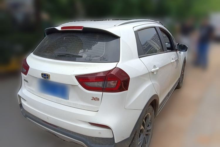 Used Geely Auto Vision X3 2019 Upgraded Model 1.5L CVT Elite Version Rear Right 45 Deg