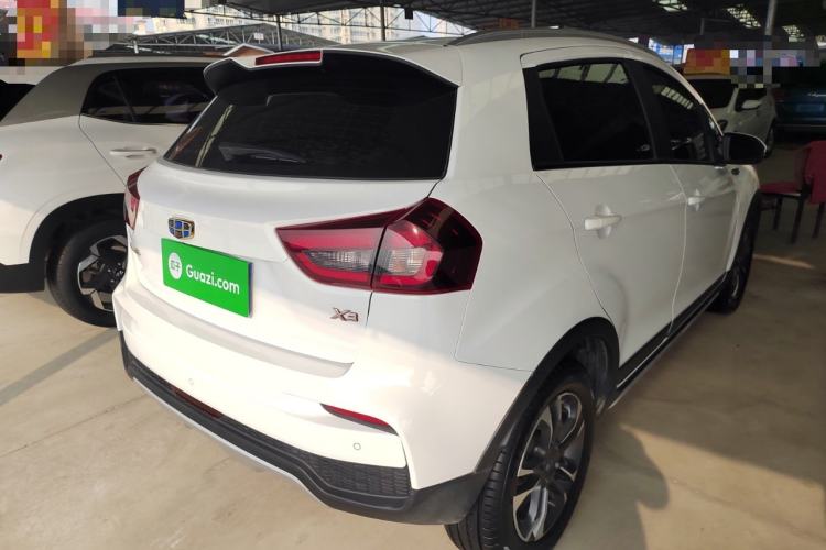Used Geely Auto Vision X3 2019 Upgraded Model 1.5L CVT Elite Version Rear Right 45 Deg
