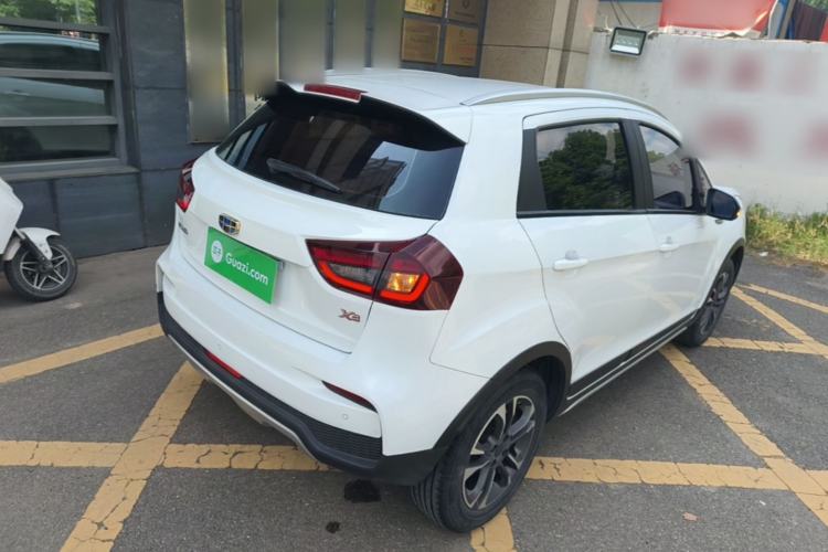 Used Geely Auto Vision X3 2019 Upgraded Model 1.5L CVT Elite Version Rear Right 45 Deg