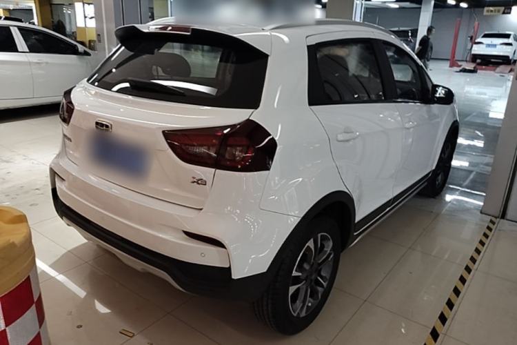 Used Geely Auto Vision X3 2019 Upgraded Model 1.5L CVT Elite Version Rear Right 45 Deg