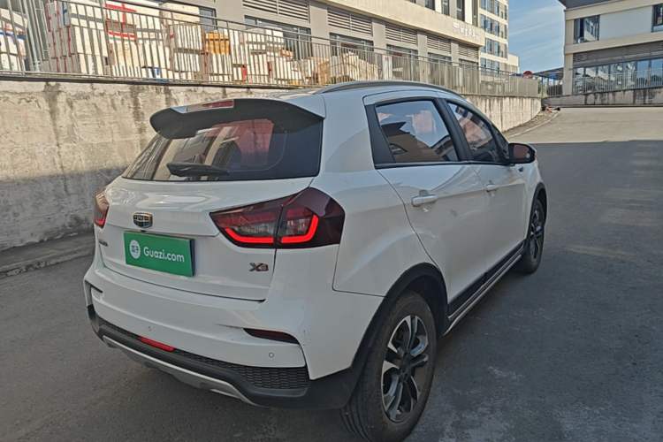 Used Geely Auto Vision X3 2019 Upgraded Model 1.5L Manual Elite Version Rear Right 45 Deg